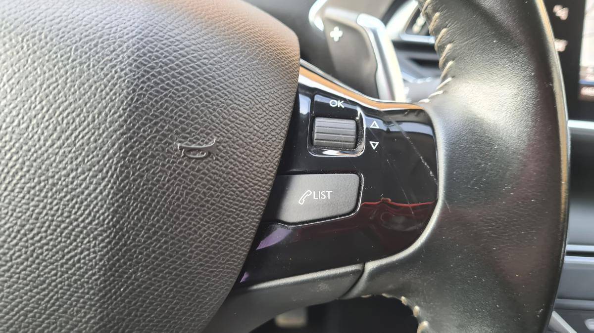 peugeot-308-sw-2019-diesel-1499cc