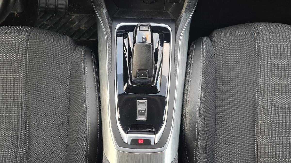 peugeot-308-sw-2019-diesel-1499cc