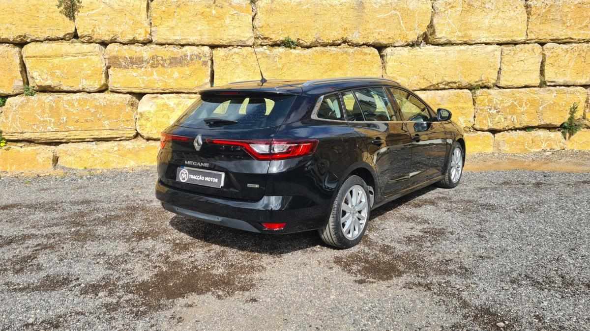 renault-megane-sport-tourer-2017-diesel-1461cc
