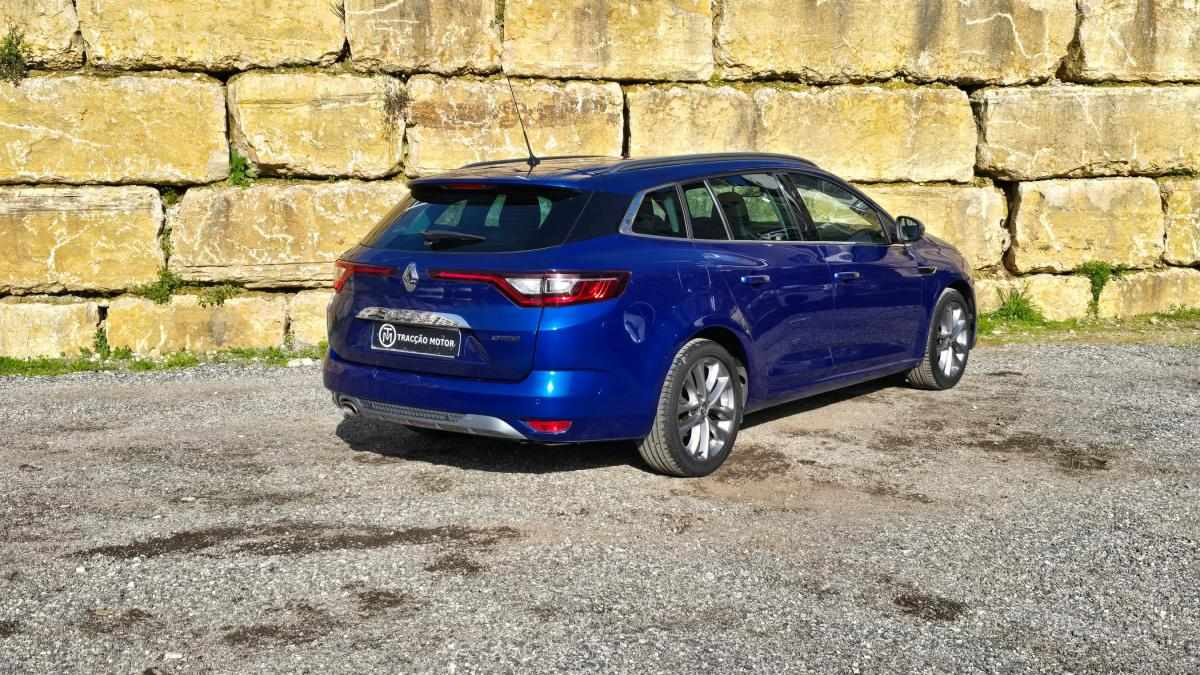 renault-megane-sport-tourer-2017-diesel-1461cc