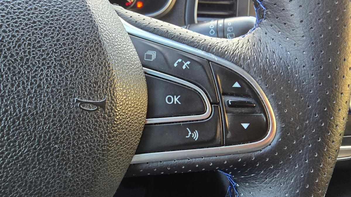 renault-megane-sport-tourer-2017-diesel-1461cc
