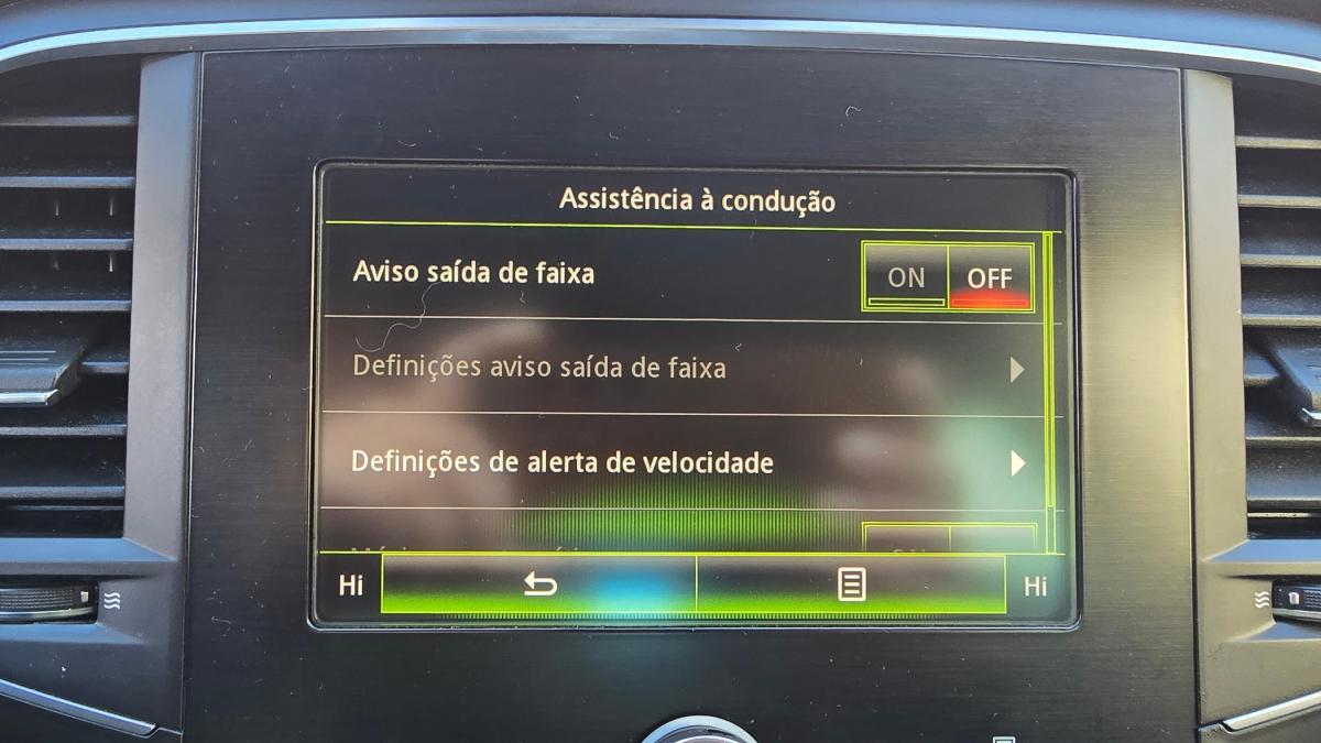 renault-megane-sport-tourer-2017-diesel-1461cc
