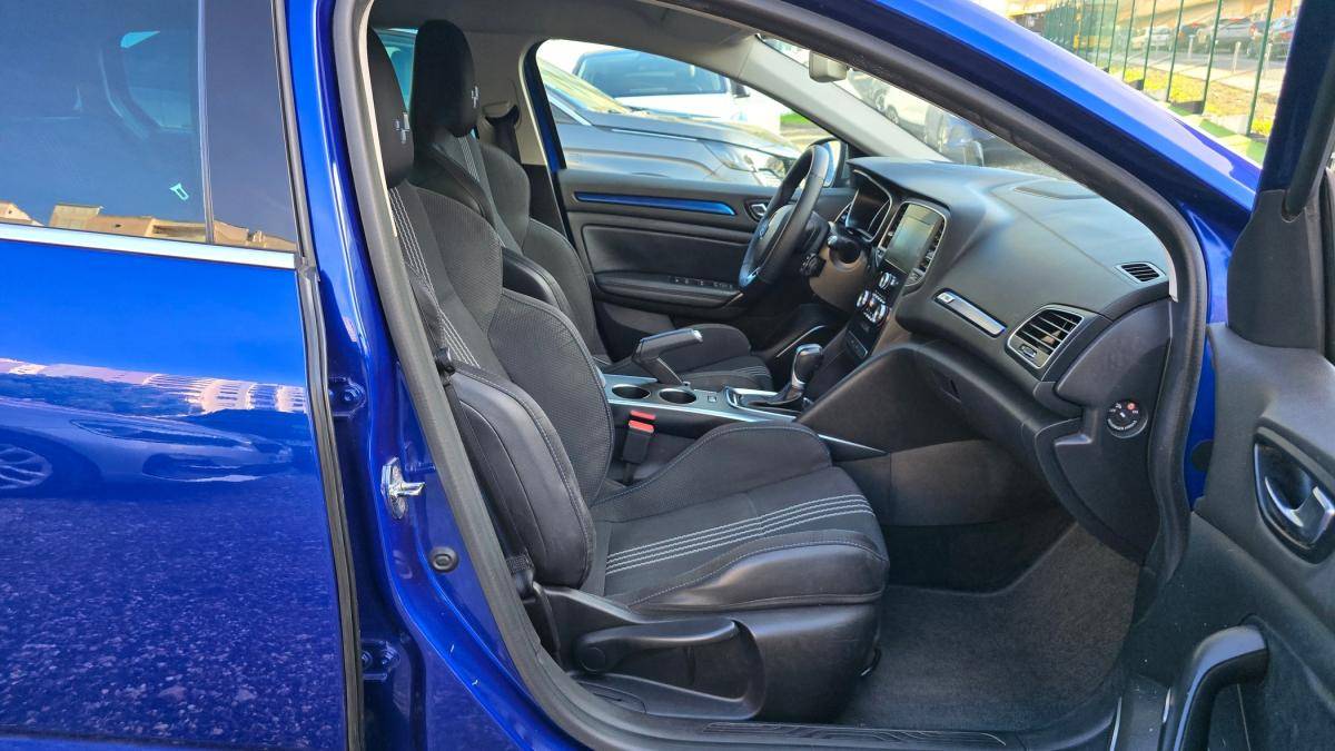 renault-megane-sport-tourer-2017-diesel-1461cc