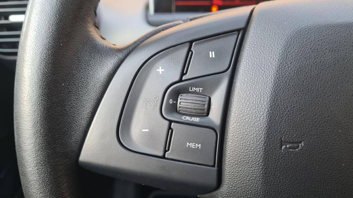 citroen-c4-cactus-2020-diesel-1499cc