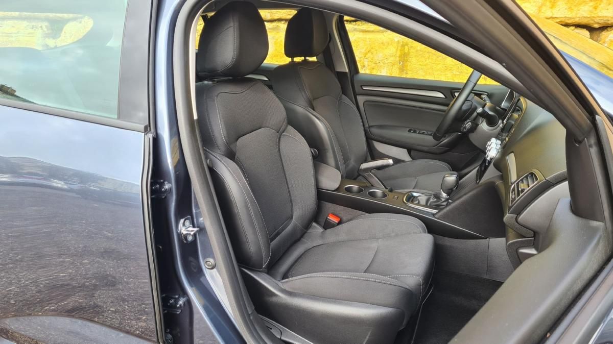 renault-megane-2022-diesel-1461cc