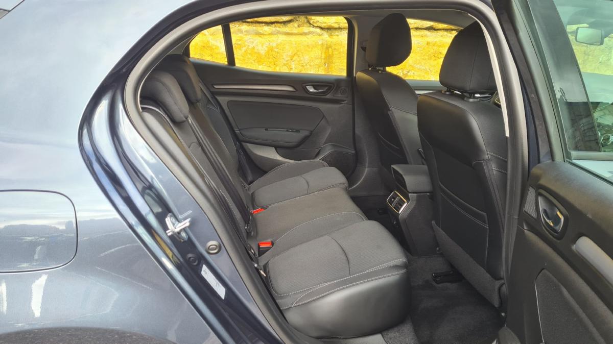 renault-megane-2022-diesel-1461cc