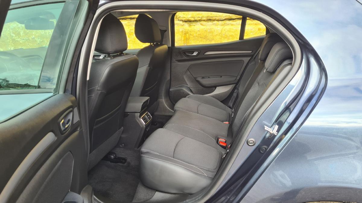 renault-megane-2022-diesel-1461cc