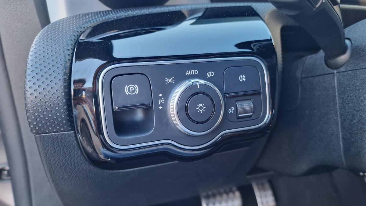 mercedes-benz-cla-2022-hibrido-a-gasolina-1332cc