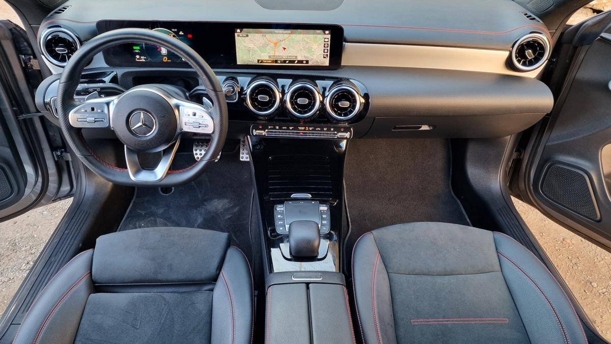 mercedes-benz-cla-2022-hibrido-a-gasolina-1332cc
