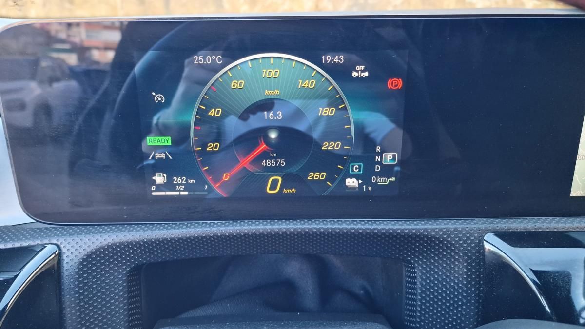mercedes-benz-cla-2022-hibrido-a-gasolina-1332cc