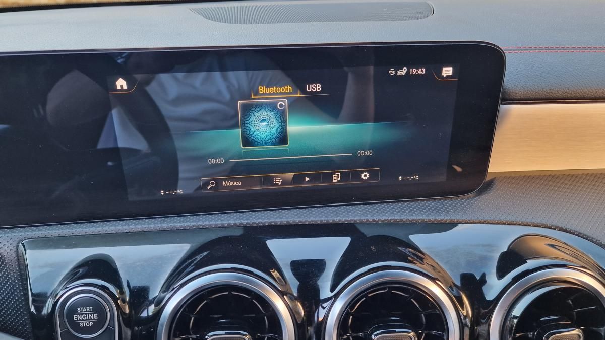 mercedes-benz-cla-2022-hibrido-a-gasolina-1332cc