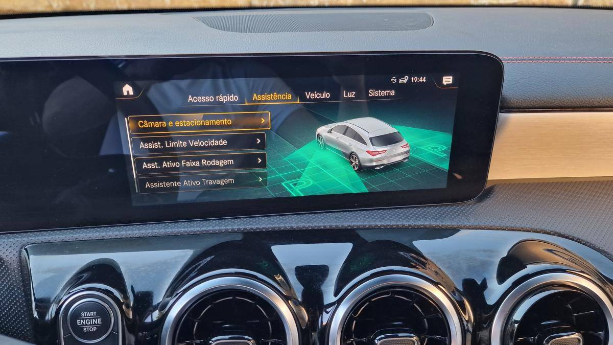 mercedes-benz-cla-2022-hibrido-a-gasolina-1332cc