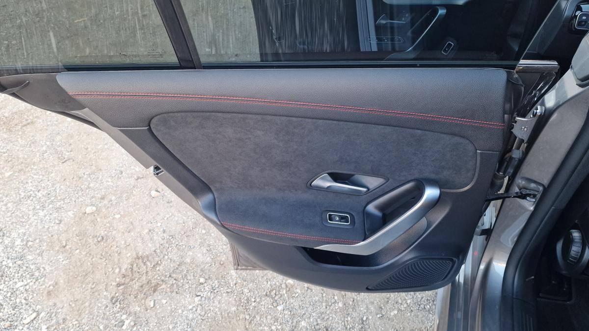 mercedes-benz-cla-2022-hibrido-a-gasolina-1332cc