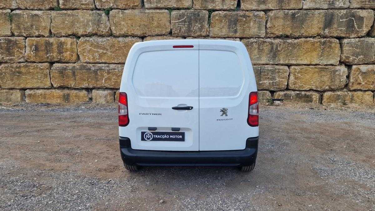 peugeot-partner-2019-diesel-1560cc