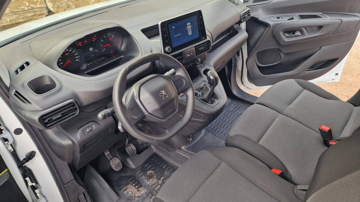 peugeot-partner-2019-diesel-1560cc