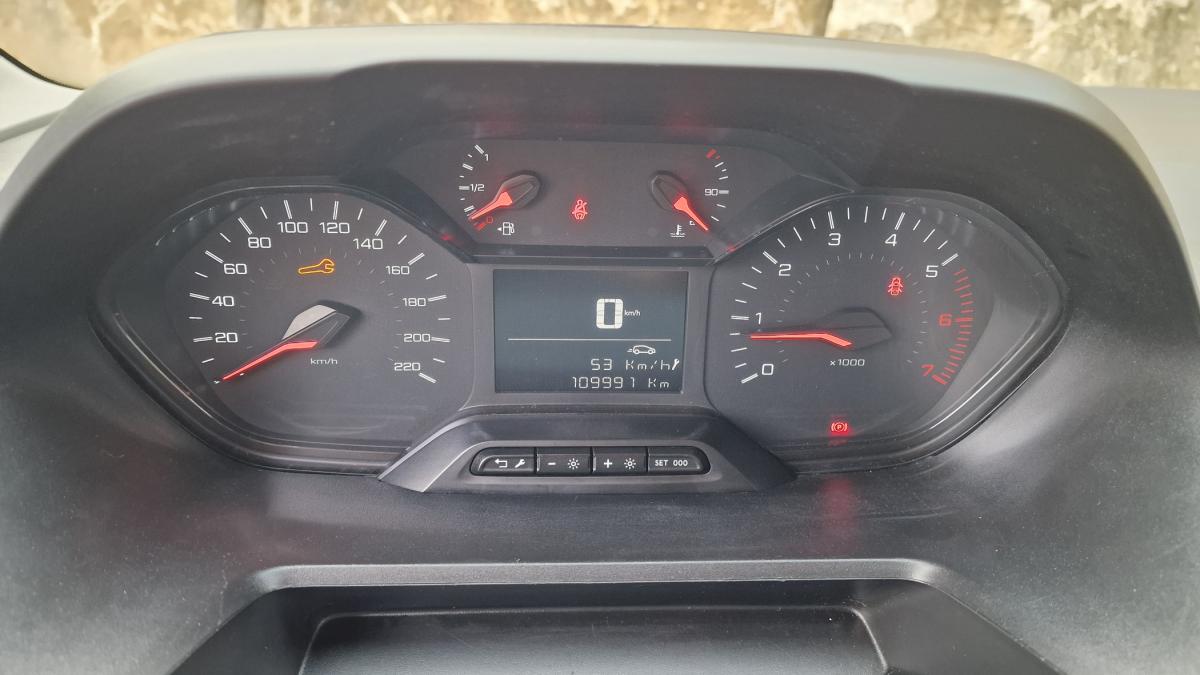 peugeot-partner-2019-diesel-1560cc