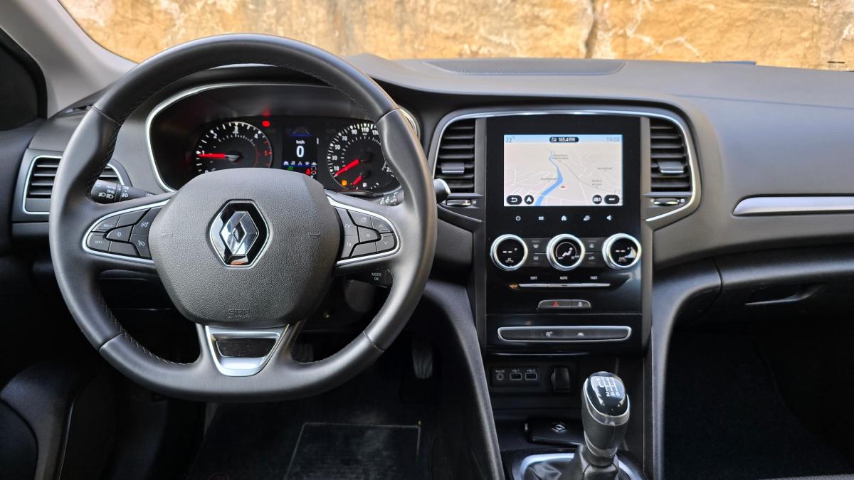 renault-megane-2022-diesel-1461cc