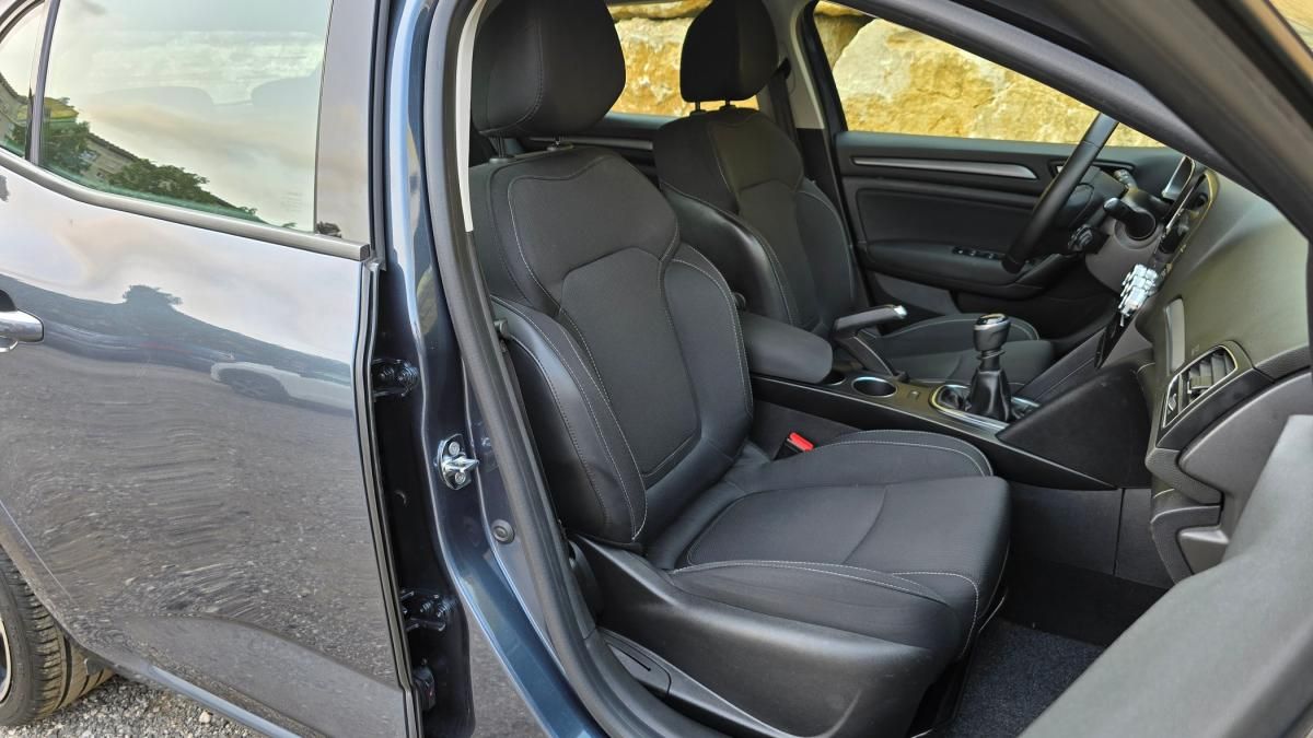 renault-megane-2022-diesel-1461cc