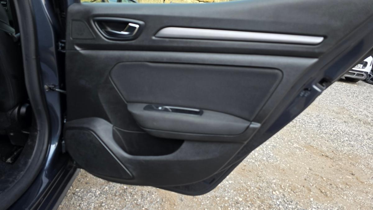 renault-megane-2022-diesel-1461cc