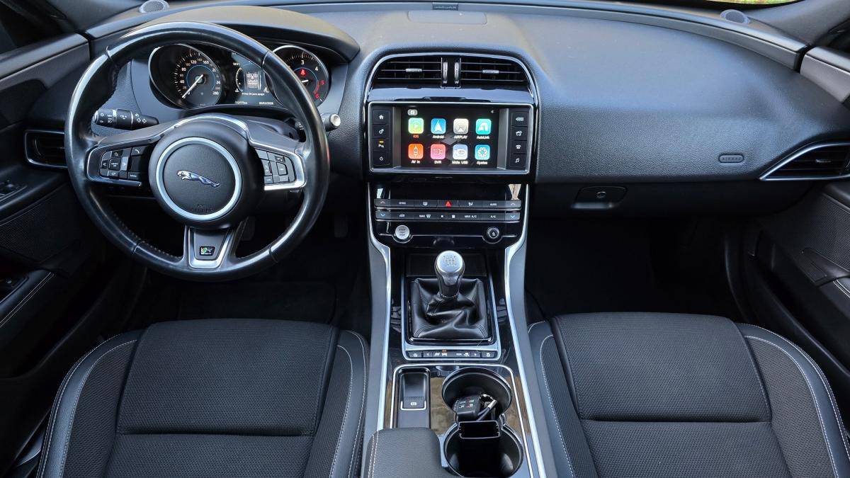 jaguar-xe-2017-diesel-1999cc
