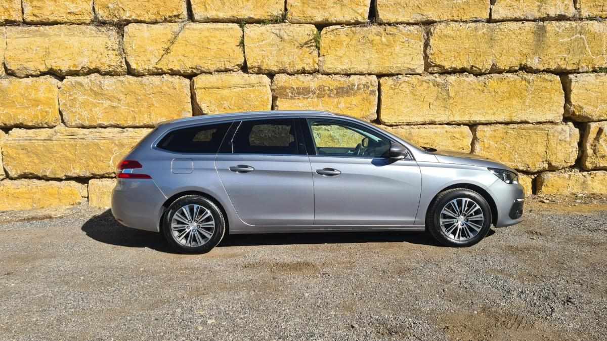 peugeot-308-sw-2021-diesel-1499cc
