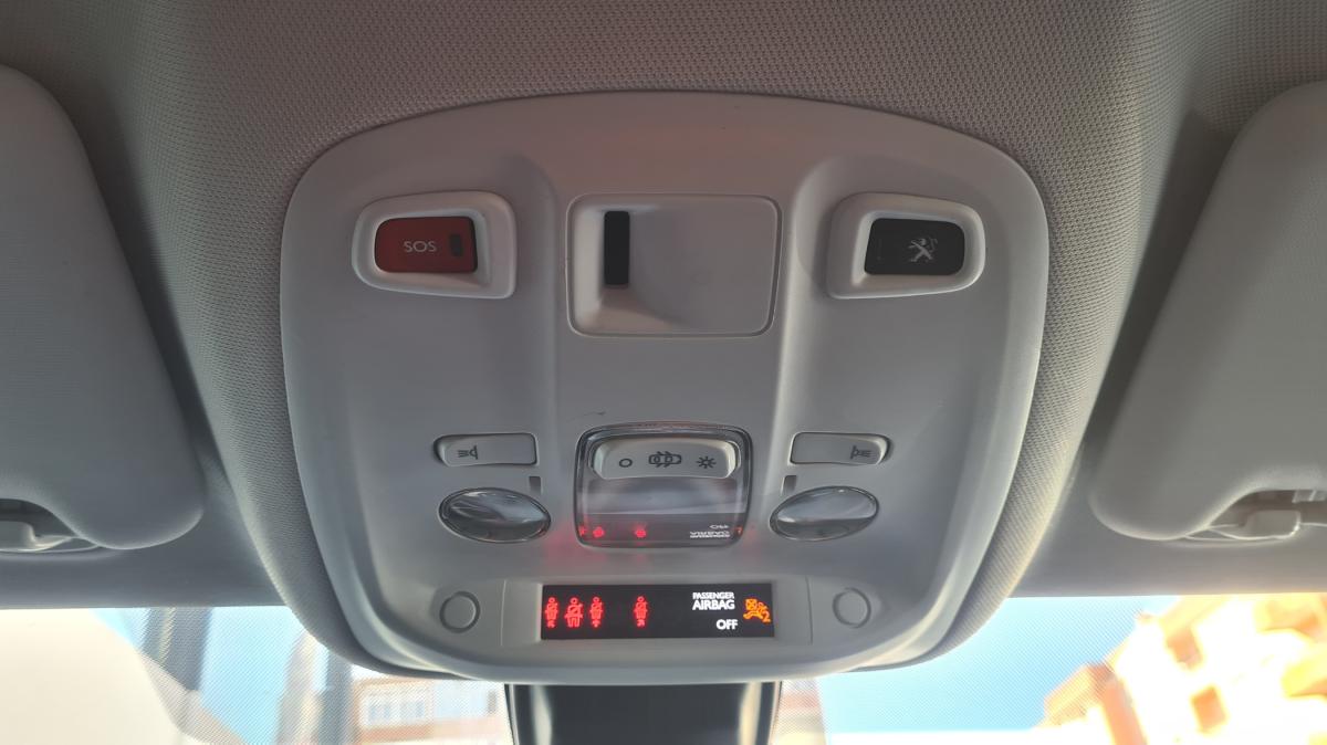peugeot-308-sw-2021-diesel-1499cc
