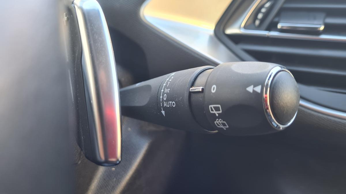 peugeot-308-sw-2021-diesel-1499cc