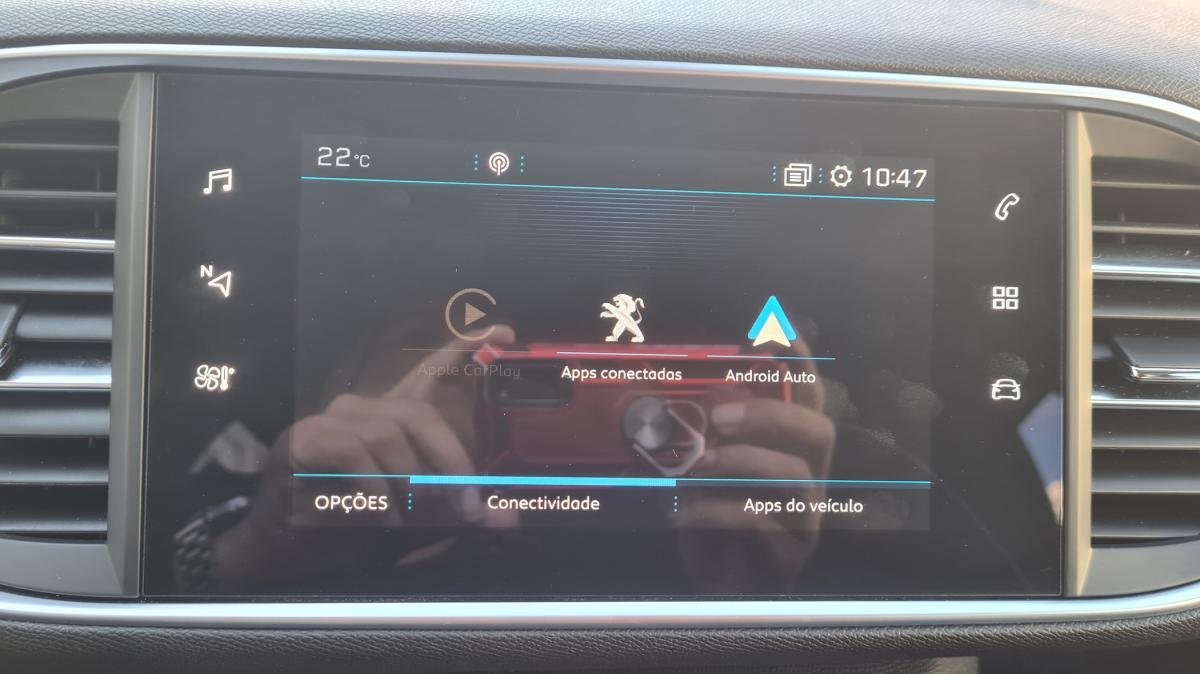 peugeot-308-sw-2021-diesel-1499cc