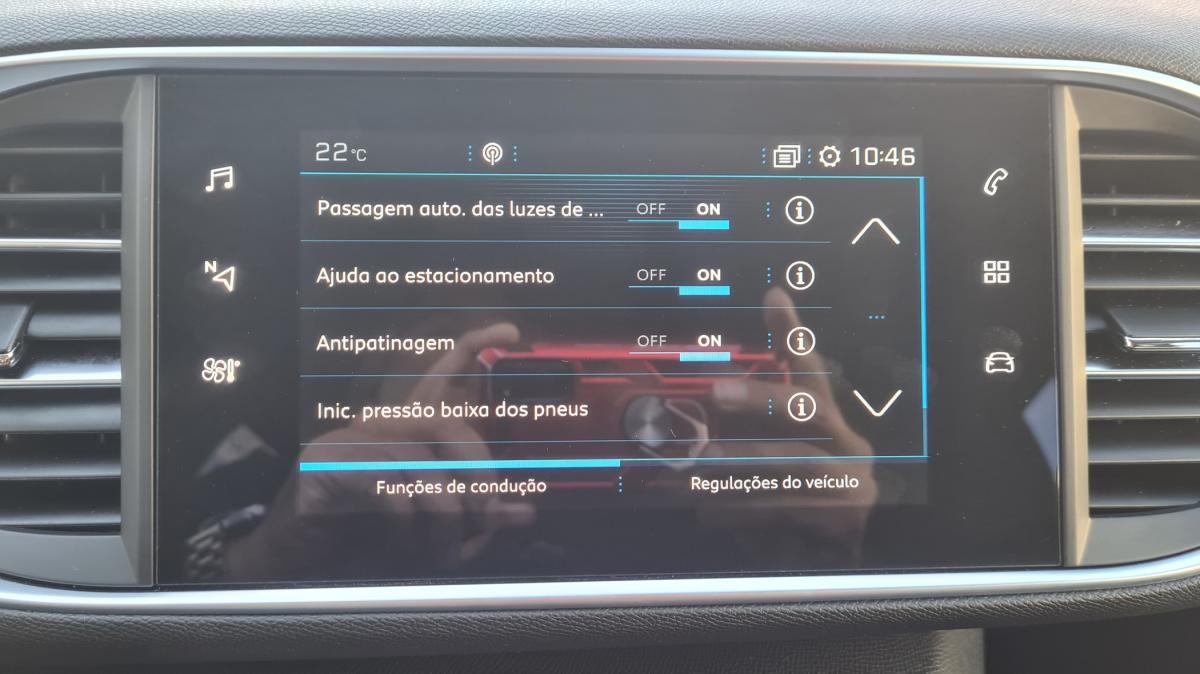 peugeot-308-sw-2021-diesel-1499cc