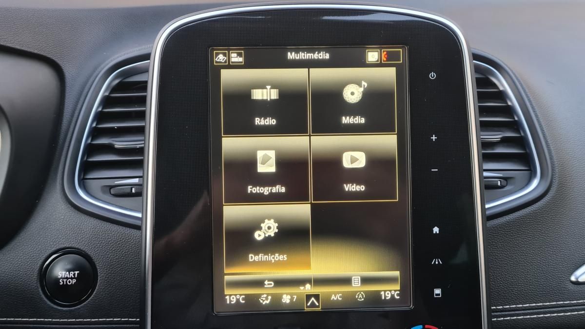 renault-grand-scenic-2020-diesel-1749cc