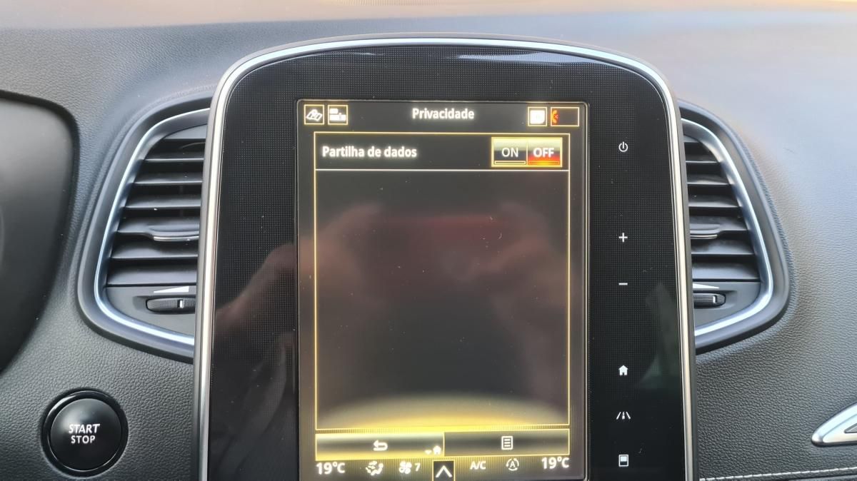 renault-grand-scenic-2020-diesel-1749cc