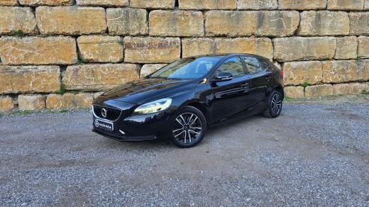 volvo-v40-2019-diesel-1969cc