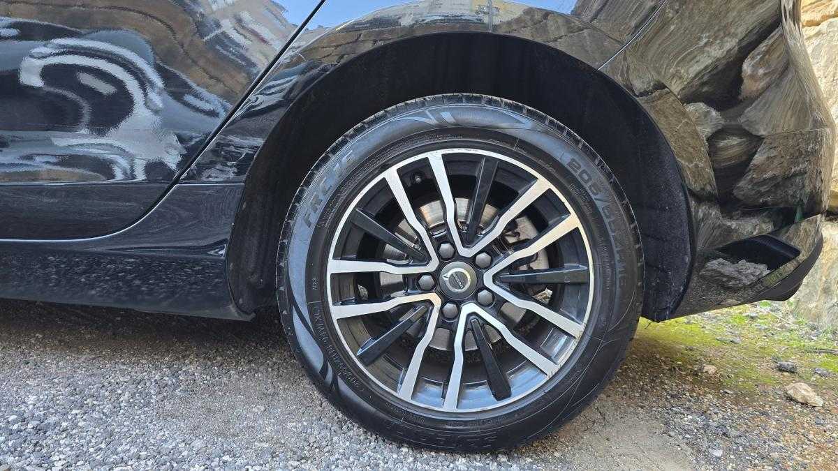 volvo-v40-2019-diesel-1969cc