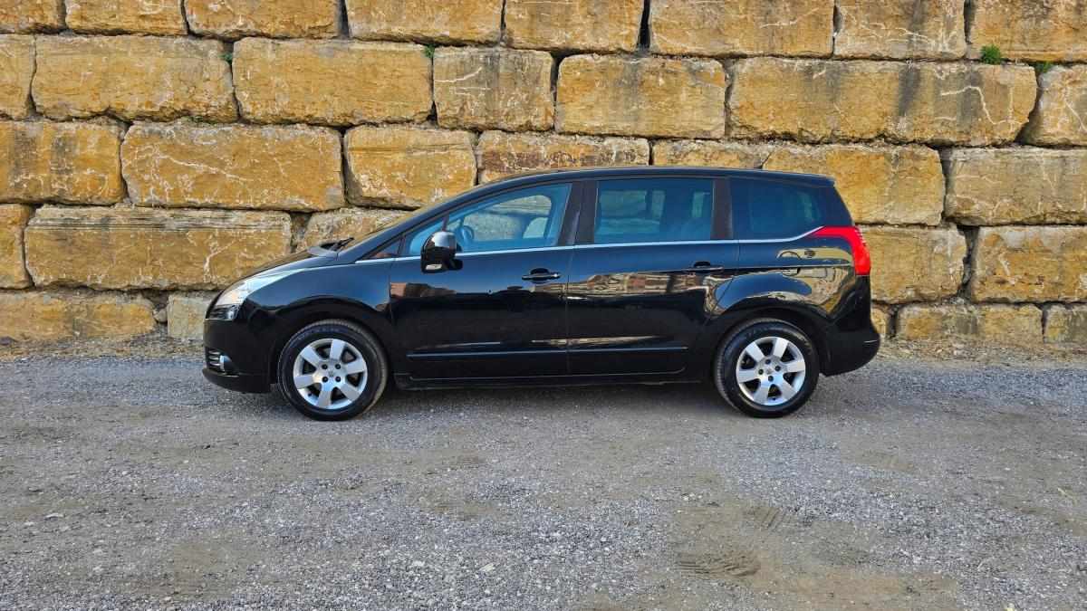 peugeot-5008-2012-gasolina-1598cc