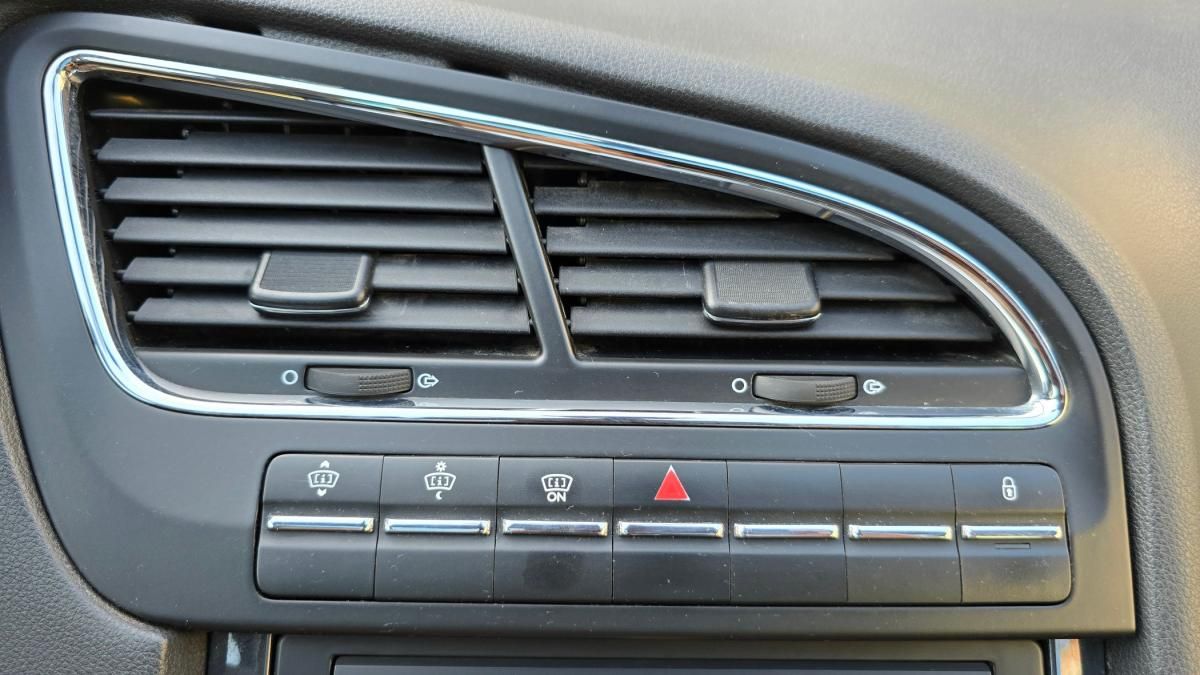 peugeot-5008-2012-gasolina-1598cc