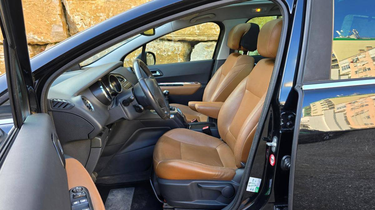 peugeot-5008-2012-gasolina-1598cc