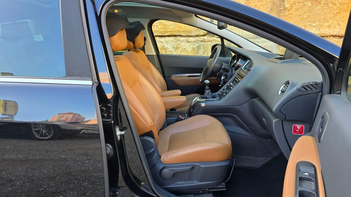 peugeot-5008-2012-gasolina-1598cc
