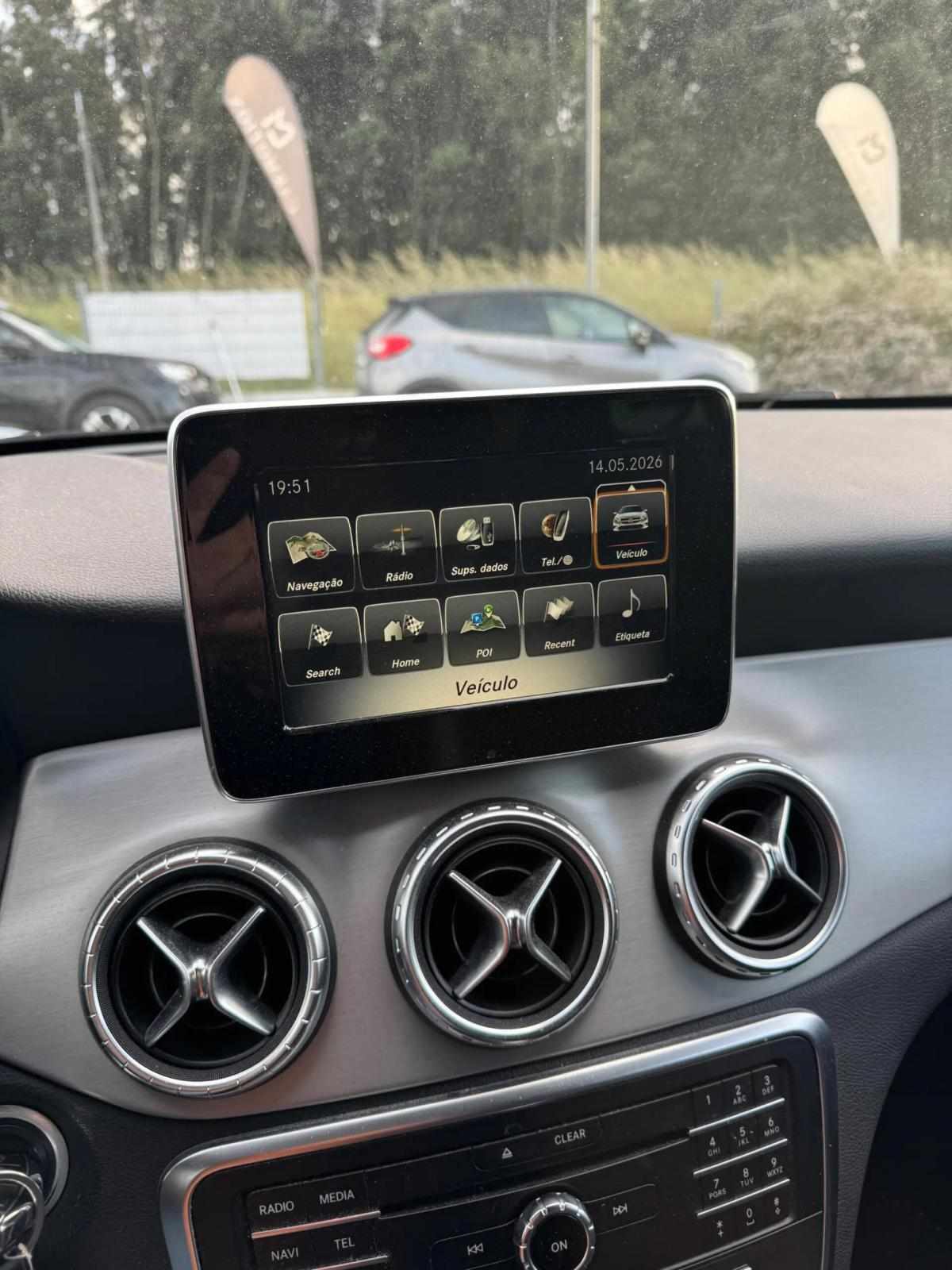 mercedes-benz-cla-180-amg-auto-2016-diesel-1461cc