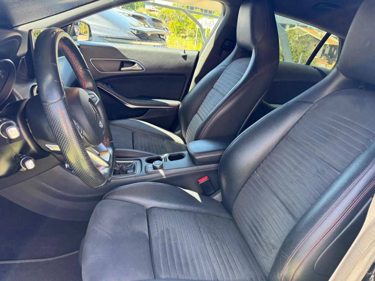 mercedes-benz-cla-180-amg-auto-2016-diesel-1461cc