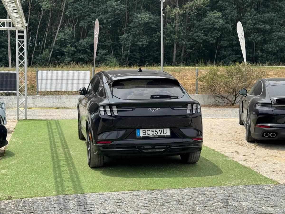 ford-mustang-mach-e-2023-eletrico-0cc