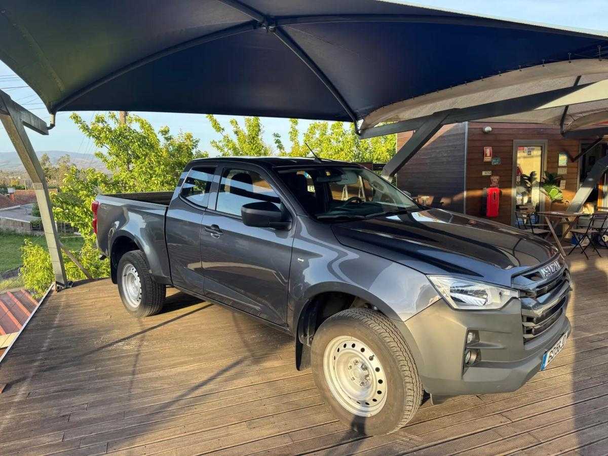 isuzu-d-max-2023-diesel-1898cc