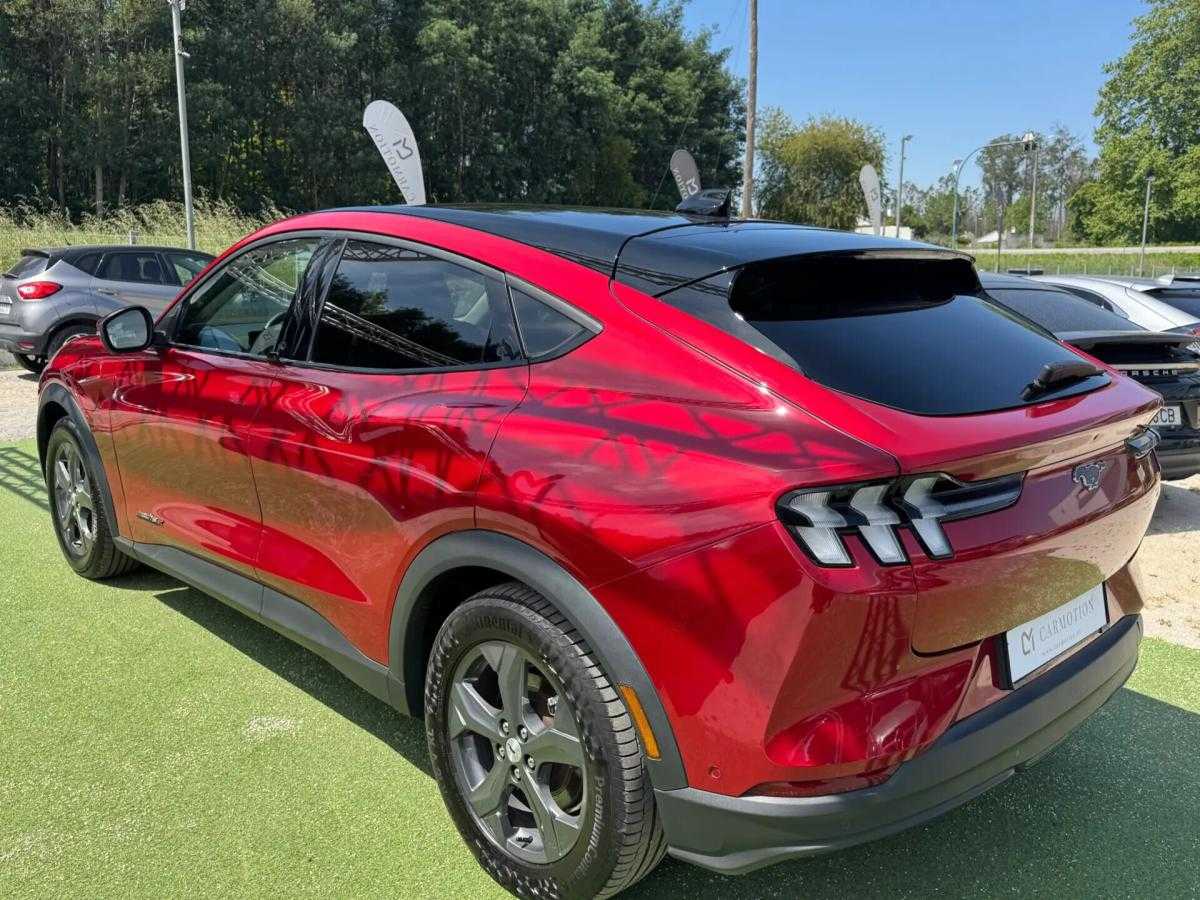 ford-mustang-mach-e-2021-eletrico-0cc