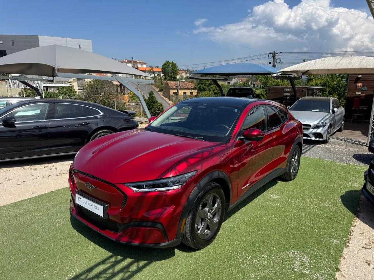 ford-mustang-mach-e-2021-eletrico-0cc