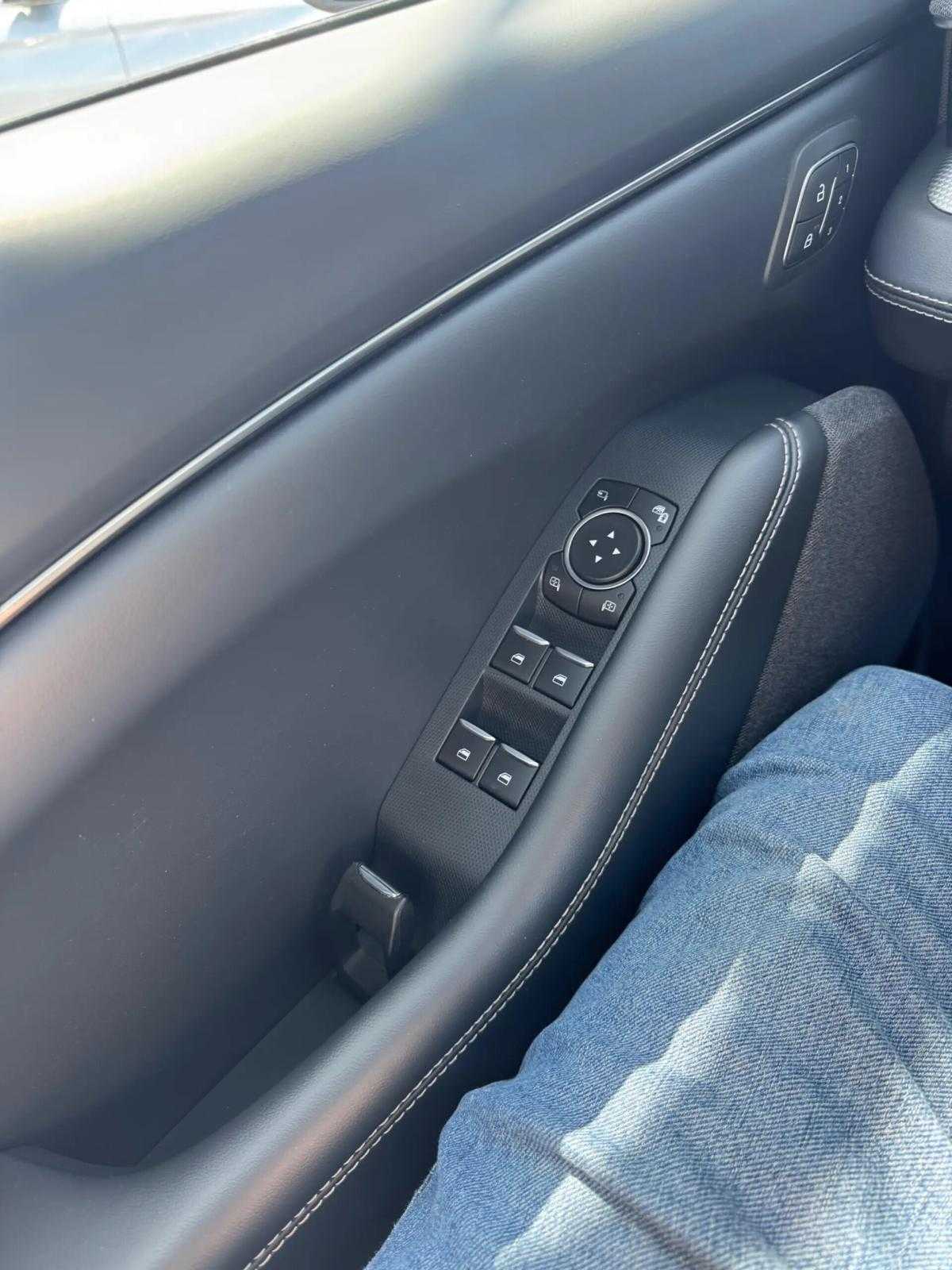ford-mustang-mach-e-2021-eletrico-0cc