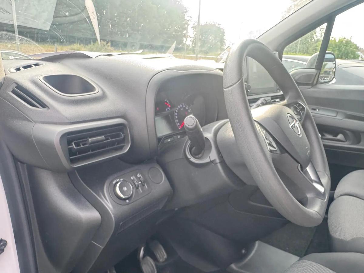 opel-combo-2023-diesel-1499cc