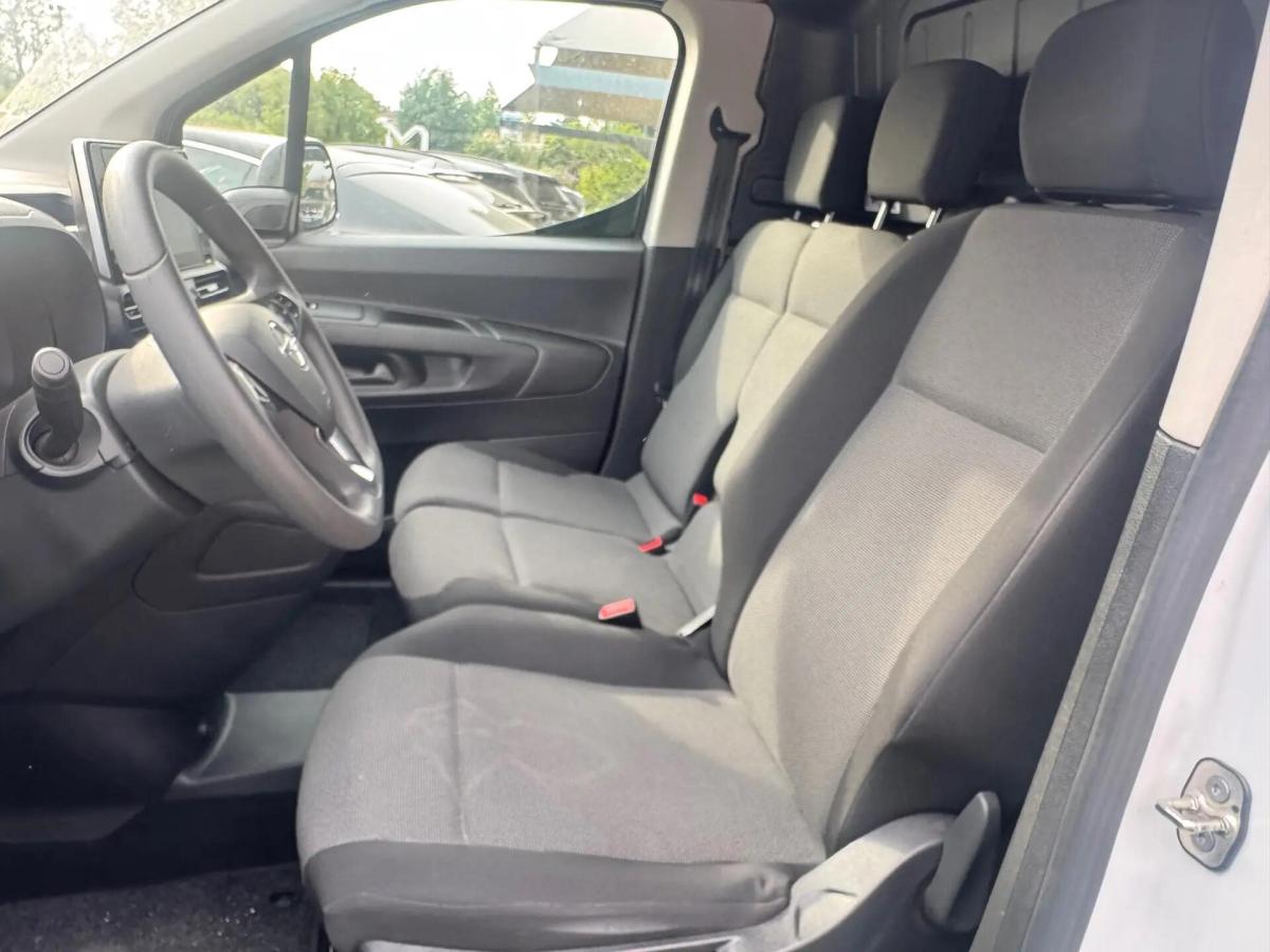 opel-combo-2023-diesel-1499cc