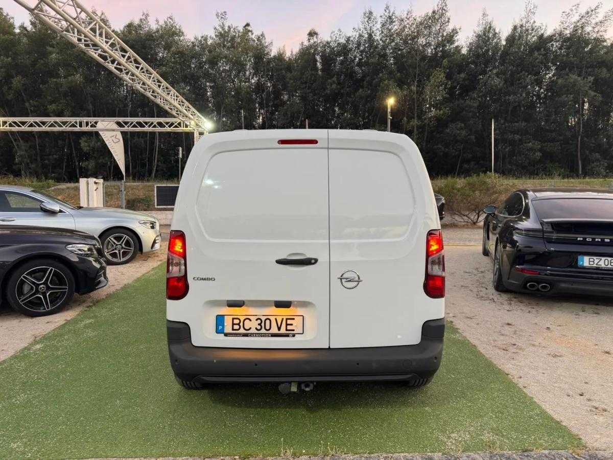 opel-combo-2023-diesel-1499cc