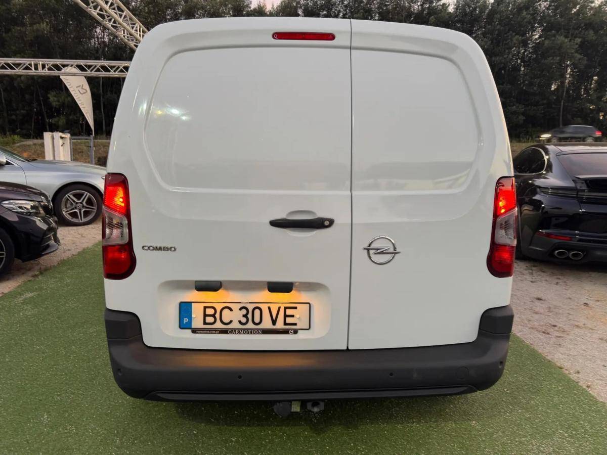 opel-combo-2023-diesel-1499cc
