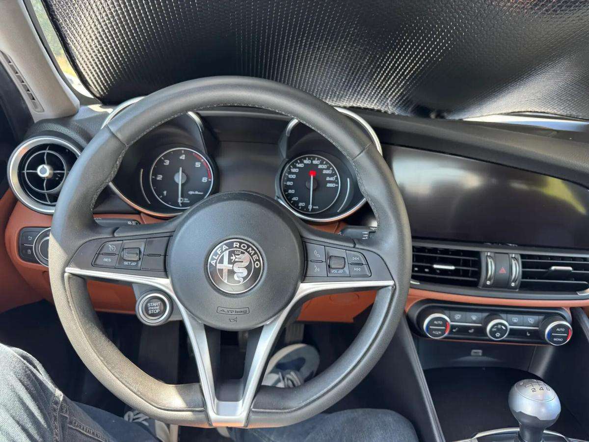 alfa-romeo-giulia-2017-diesel-2143cc