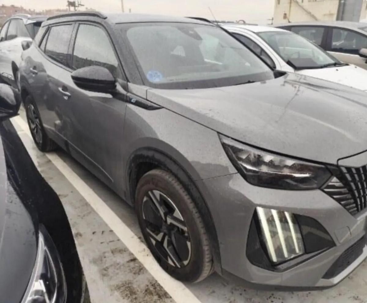 peugeot-e-2008-2024-eletrico-0cc